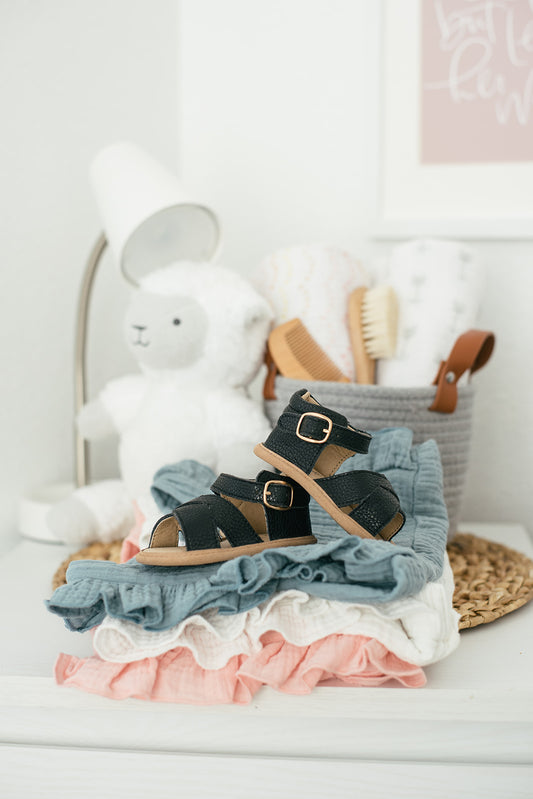 How to Organize Baby Clothes