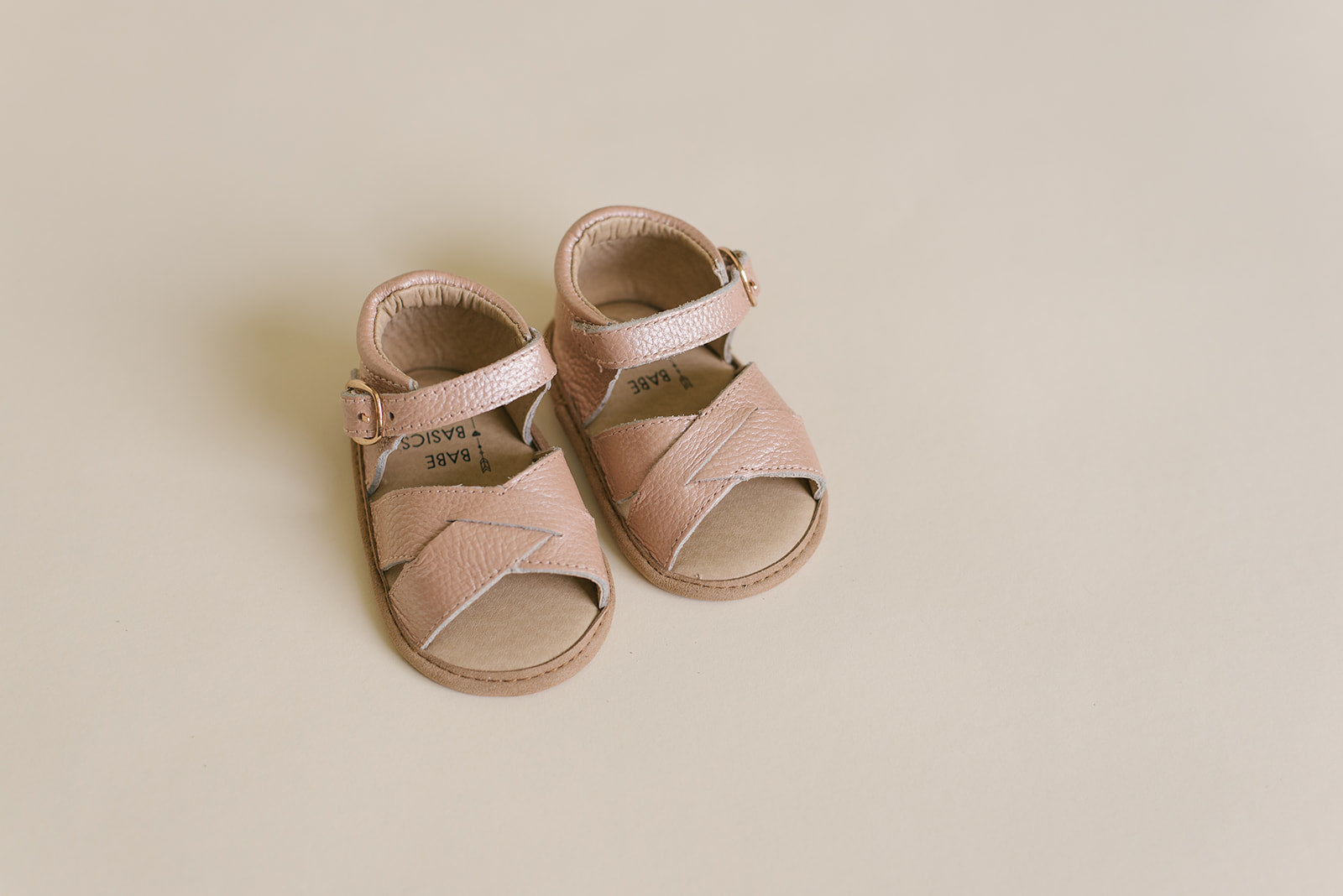 Closed-Toe Leather Sandals for Babies - beige dark solid, Shoes